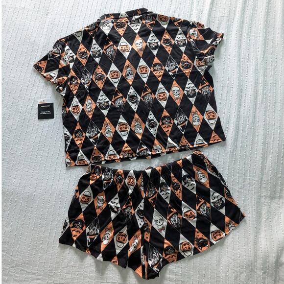 NEW 2024 Way to Celebrate Halloween Diamond Spooky Faces Pajama Set Large - Picture 3 of 5